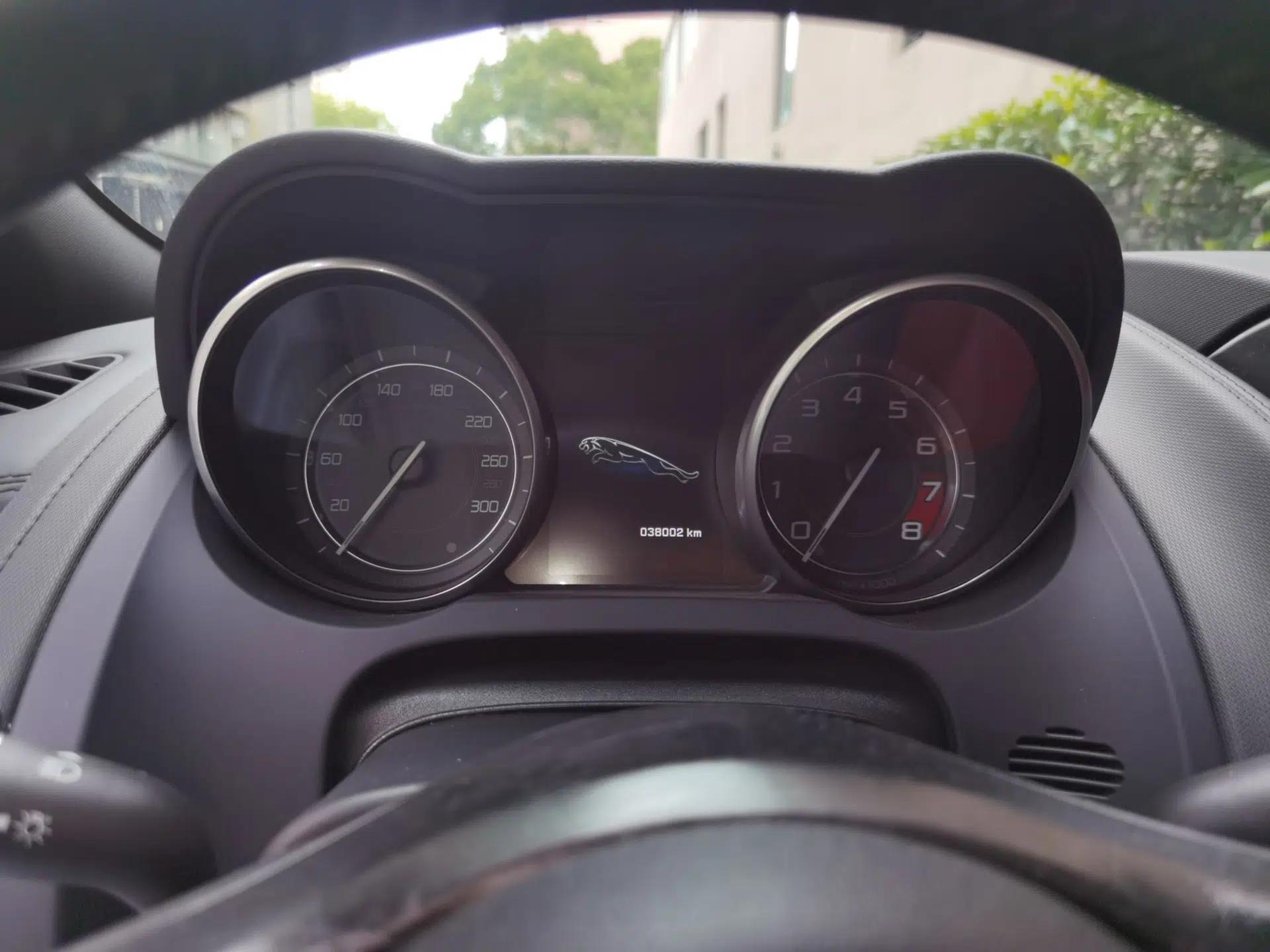 Jaguar F-TYPE 2015 3.0 SC S Hardtop Version — миниатюра 11