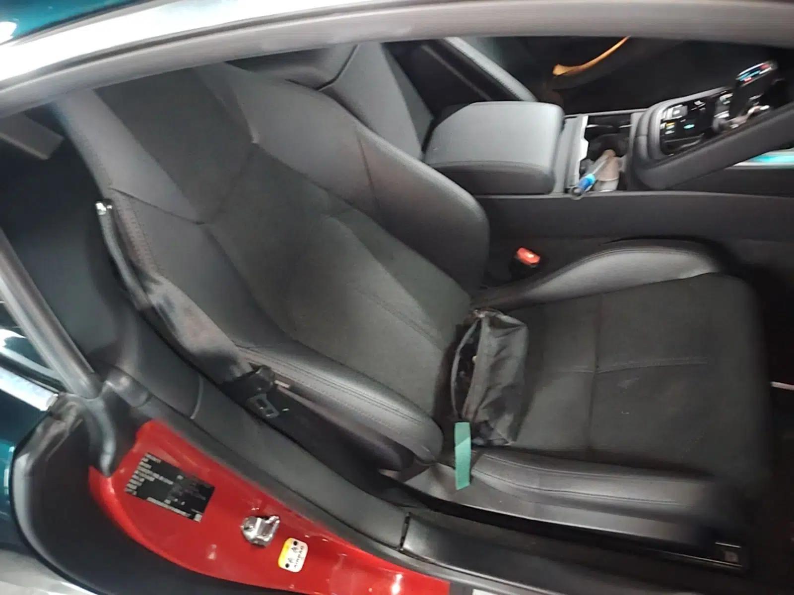 Jaguar F-TYPE 2021 P300 Rear-Drive Hardtop Version — миниатюра 19