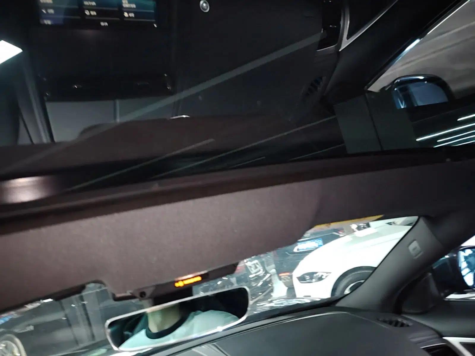 Jaguar F-TYPE 2021 P300 Rear-Drive Hardtop Version — миниатюра 21