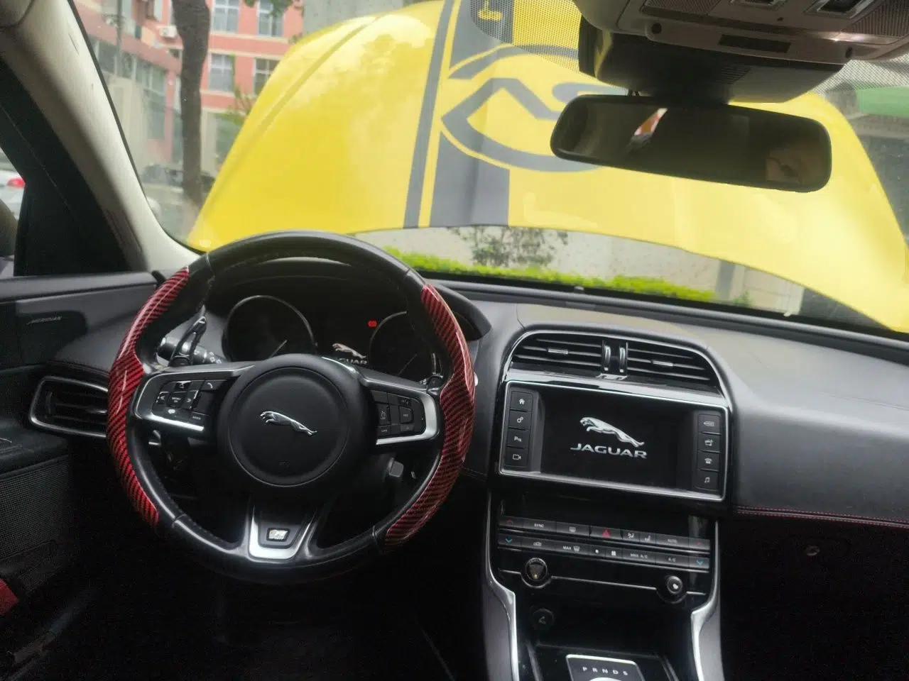 Jaguar XE 2015 2.0T 200 PS R-Sport — миниатюра 9