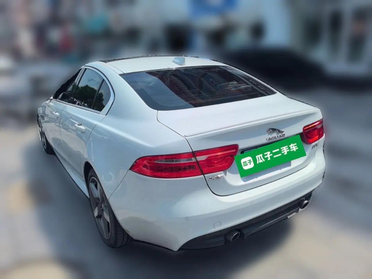 Jaguar XE 2017 2.0T 200 PS R-Sport — миниатюра 4