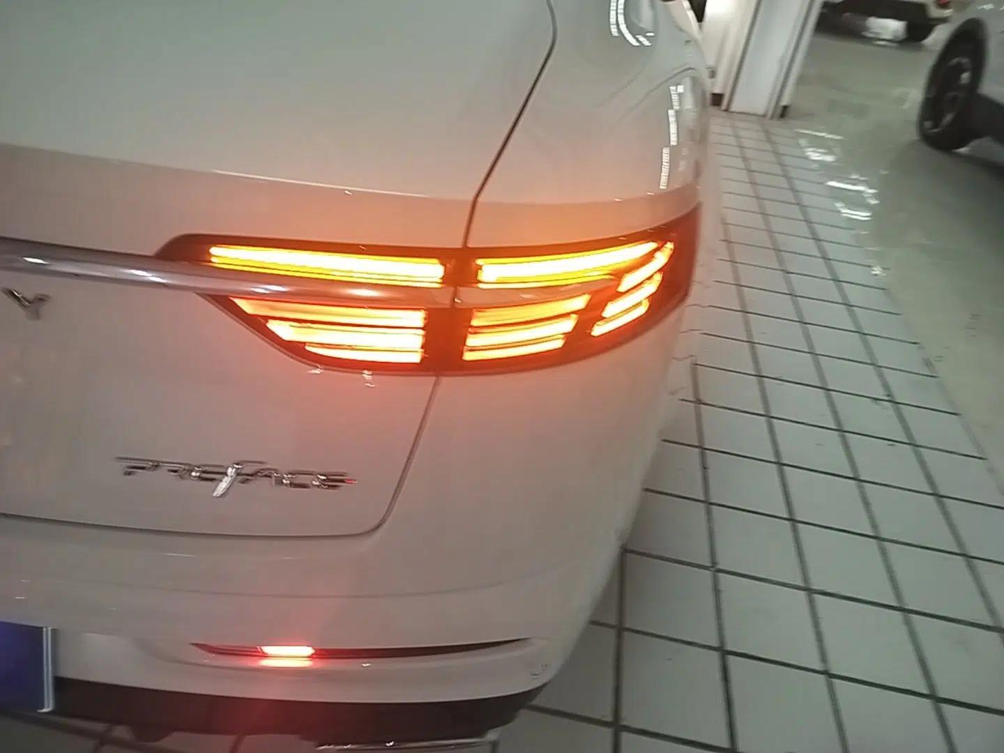 Geely Auto Preface 2021 2.0TD Flagship Edition — миниатюра 9
