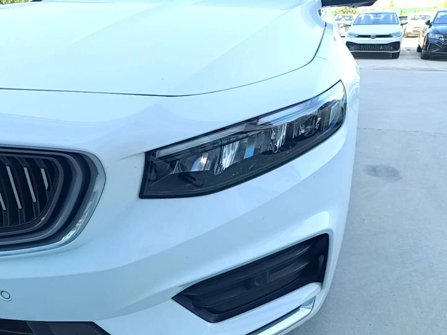 Geely Auto Preface 2021 Revised Version 2.0TD Luxury Edition — миниатюра 8