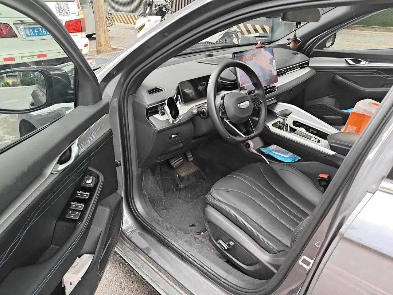 Geely Auto Preface 2025 Dongfang Yao 1.5TD Kunlun Edition — миниатюра 13