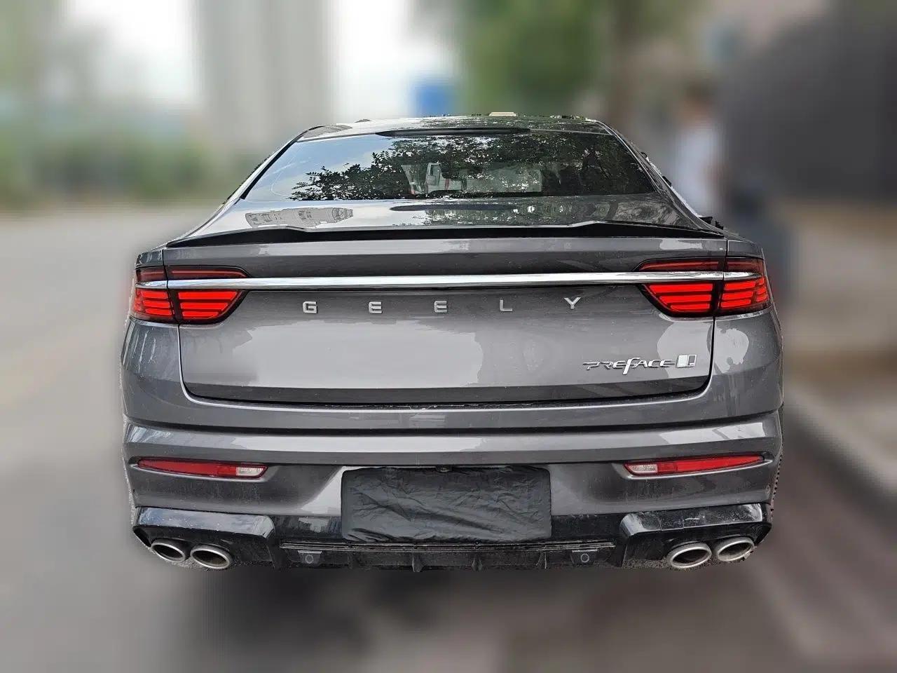 Geely Auto Preface 2025 Dongfang Yao 1.5TD Kunlun Edition — миниатюра 3