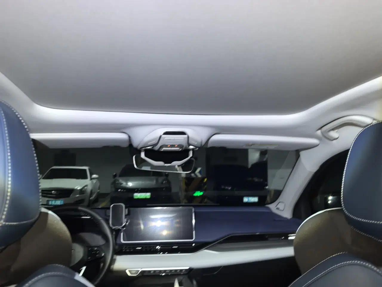 Geely Auto Preface 2023 2.0TD Prestige Version — миниатюра 18