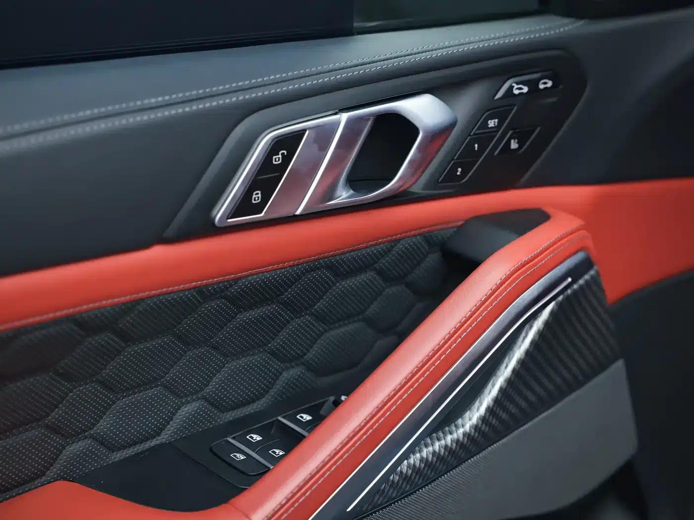 2020 BMW X6 M — миниатюра 14