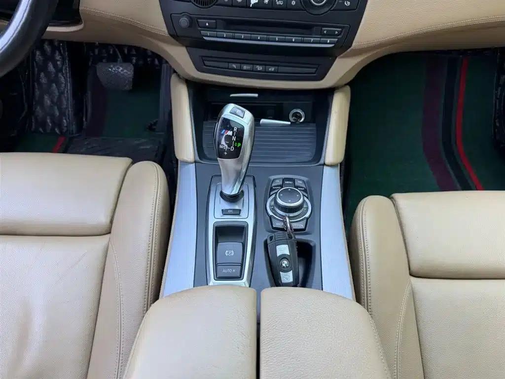 2010 BMW X6 M — миниатюра 7