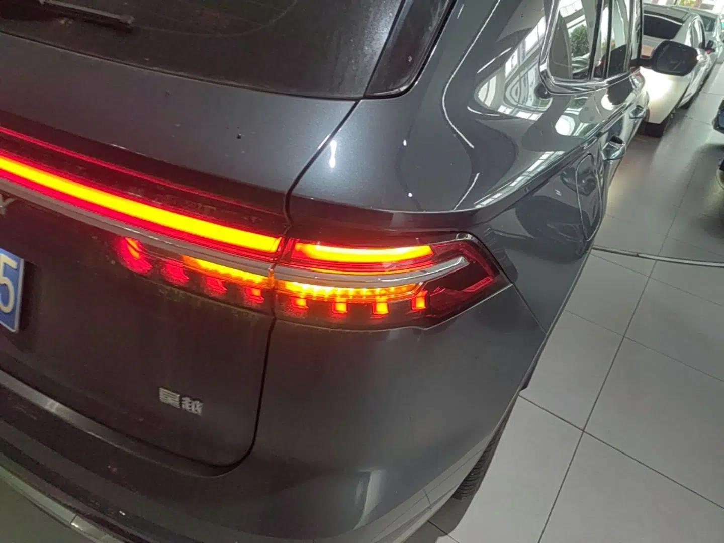 Geely Auto Monjaro L 2024 2.0TD High-Power Automatic Two-Wheel Drive Yunqi Version — миниатюра 9