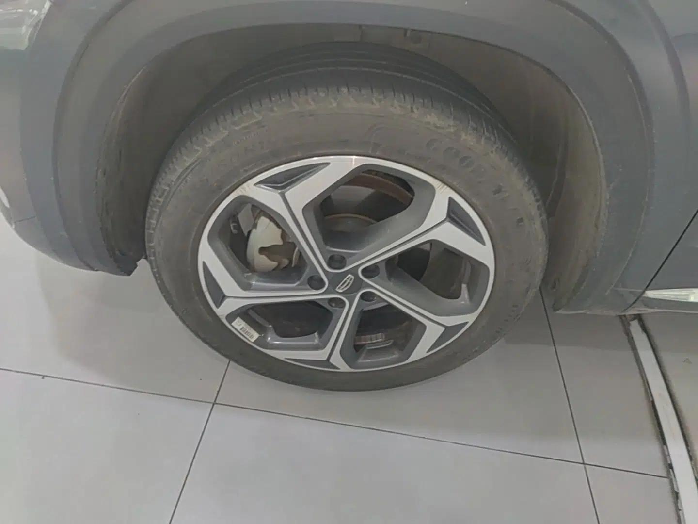 Geely Auto Monjaro L 2024 2.0TD High-Power Automatic Two-Wheel Drive Yunqi Version — миниатюра 10