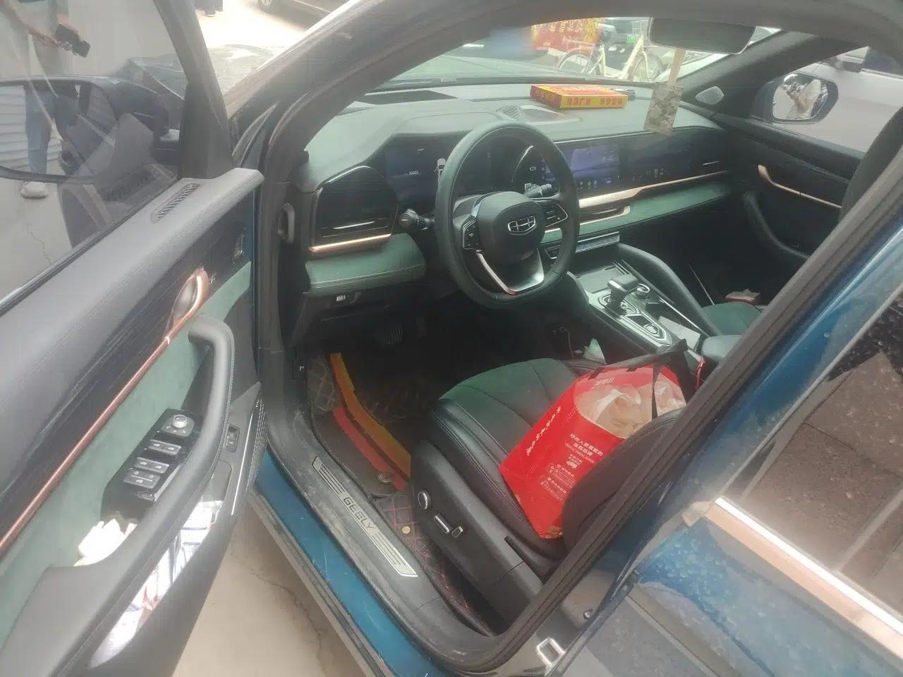 Geely Auto Monjaro L 2023 2.0TD High-Power Automatic Two-Wheel Drive Flagship Version — миниатюра 16