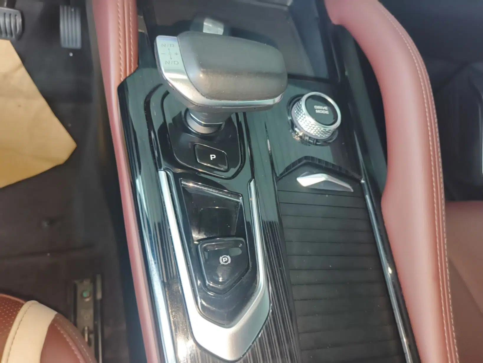 Geely Auto Monjaro L 2021 2.0TD DCT EVO Two-Wheel Drive Prestige Version — миниатюра 16