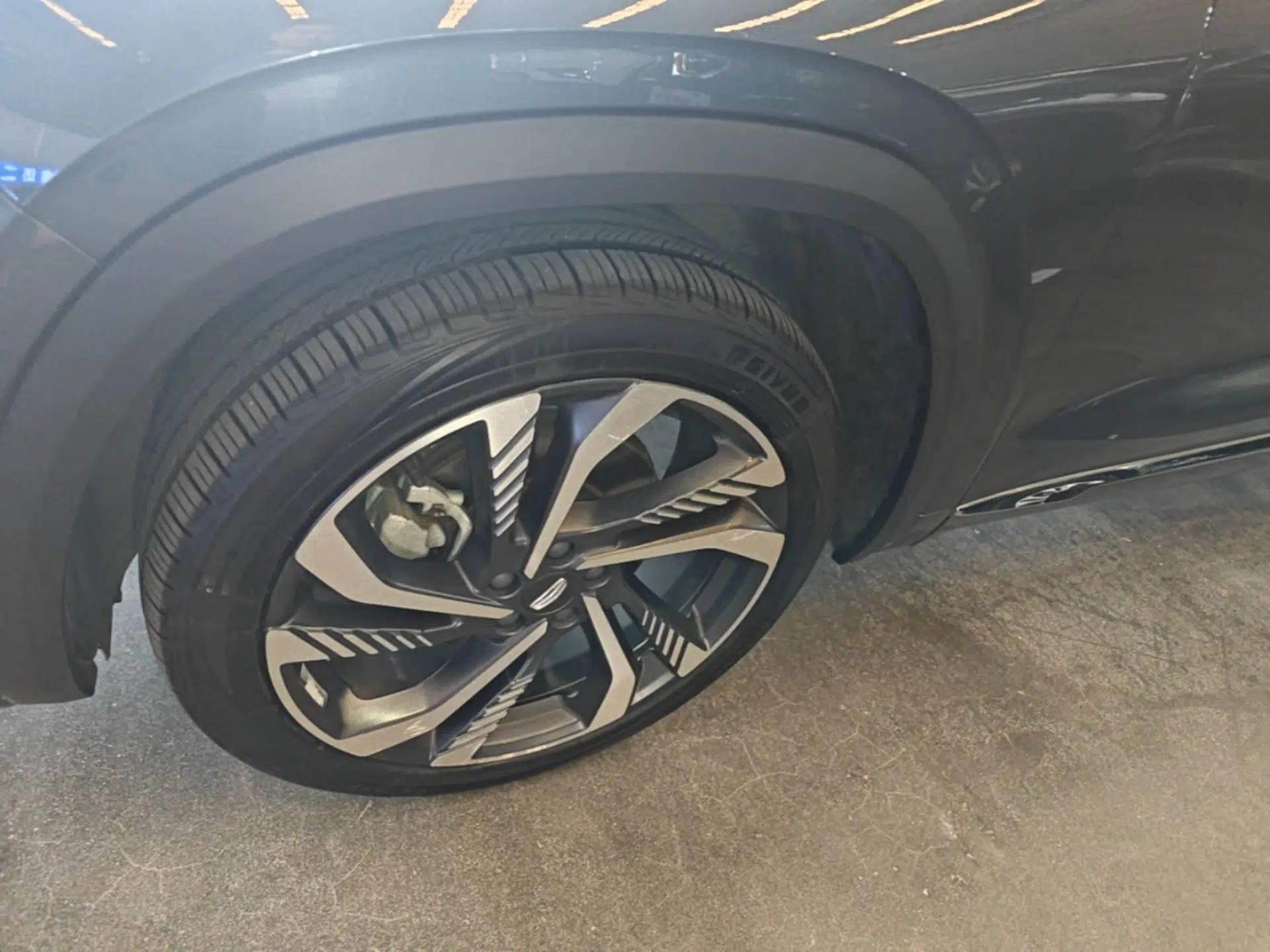 Geely Auto Monjaro L 2021 2.0TD DCT EVO Two-Wheel Drive Smart Luxury Version — миниатюра 10