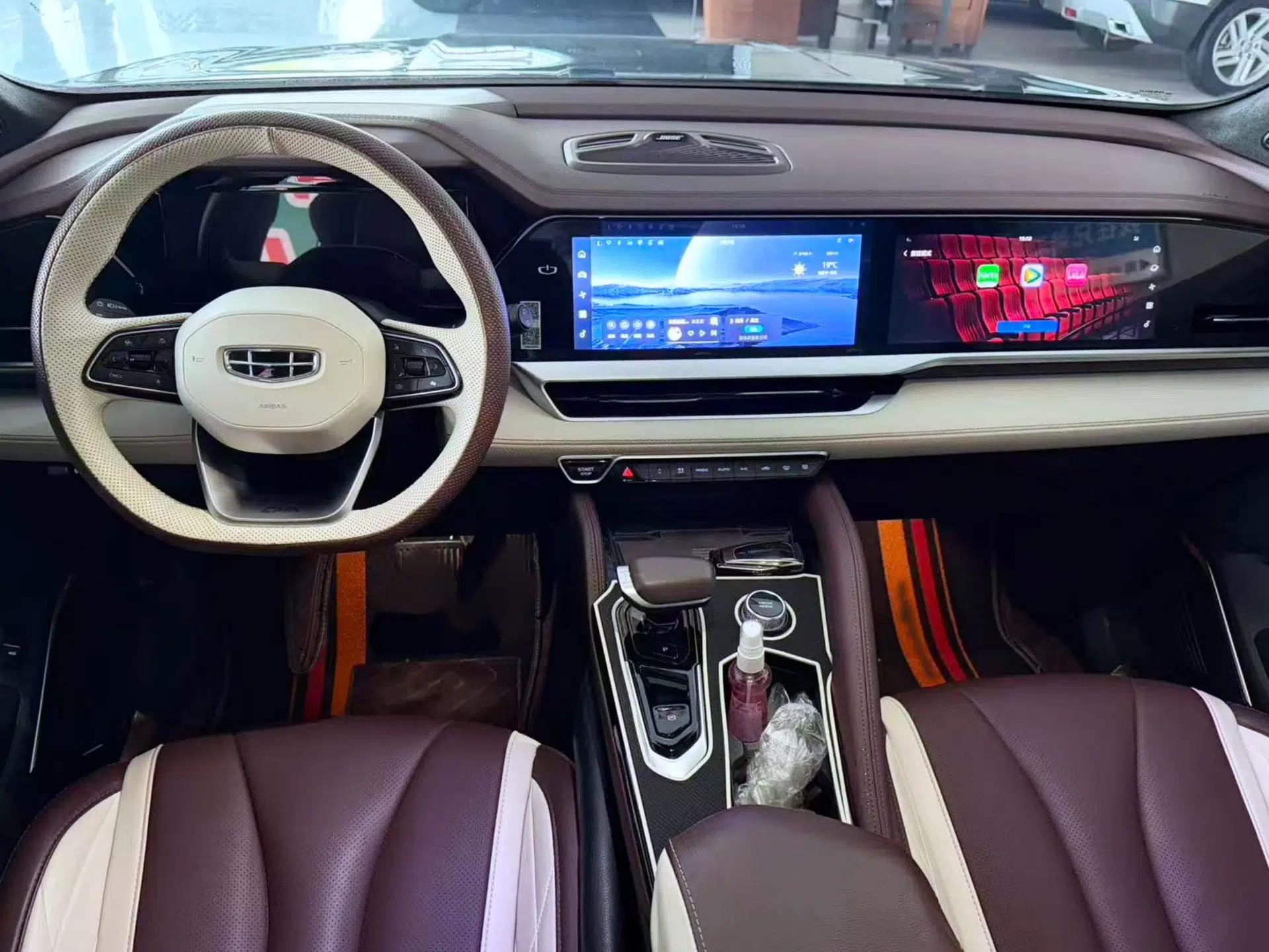 Geely Auto Monjaro L 2021 2.0TD DCT EVO Two-Wheel Drive Smart Luxury Version — миниатюра 13