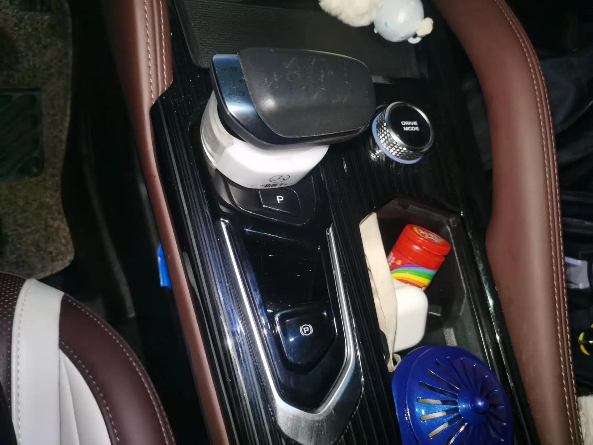 Geely Auto Monjaro L 2021 2.0TD High-Power Automatic All-Wheel-Drive Flagship Version — миниатюра 14