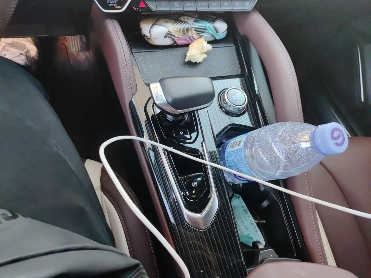 Geely Auto Monjaro L 2024 2.0TD High-Power Automatic Two-Wheel Drive Yunqi Version — миниатюра 14