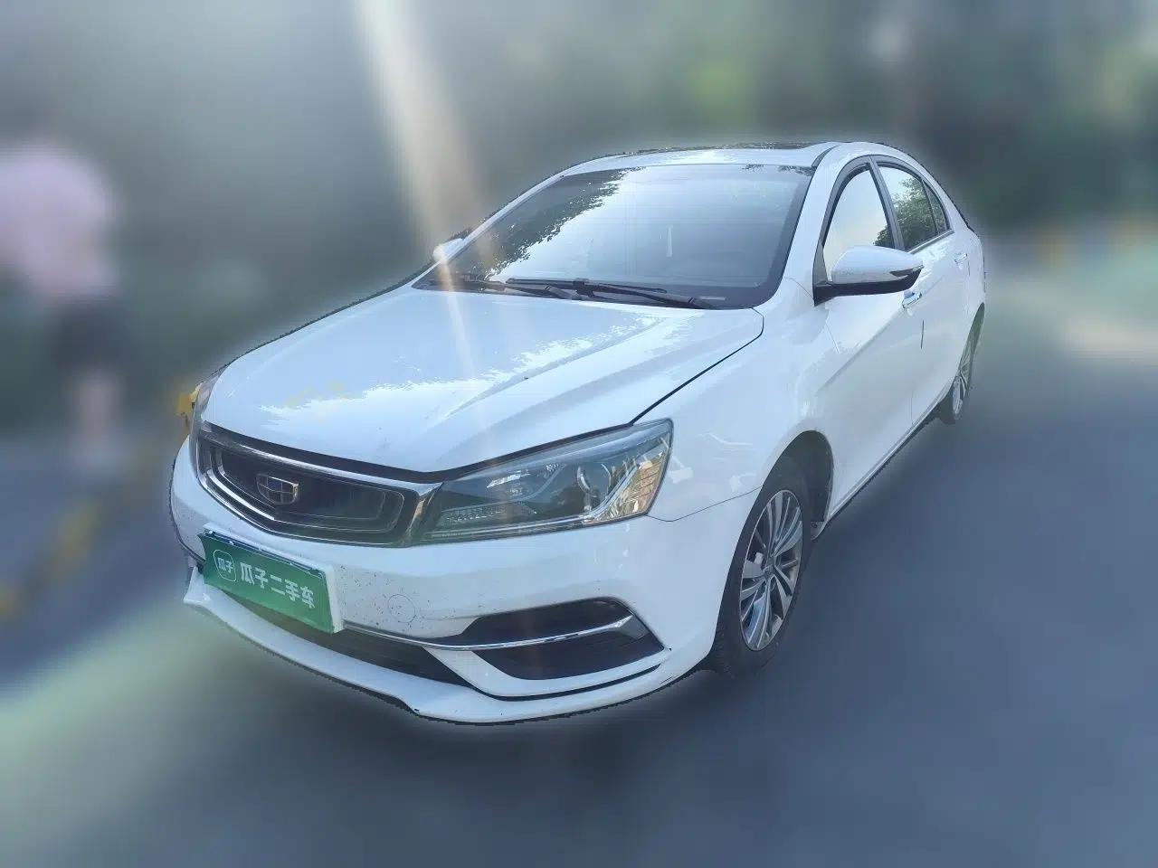 Geely Auto Emgrand 2018 1.5L Manual Upward Connect Edition — миниатюра 1