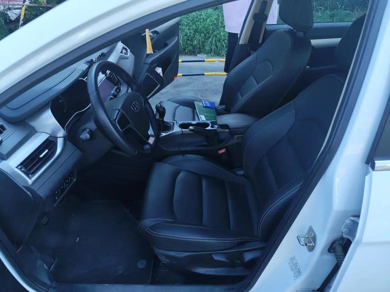 Geely Auto Emgrand 2018 1.5L Manual Upward Connect Edition — миниатюра 12