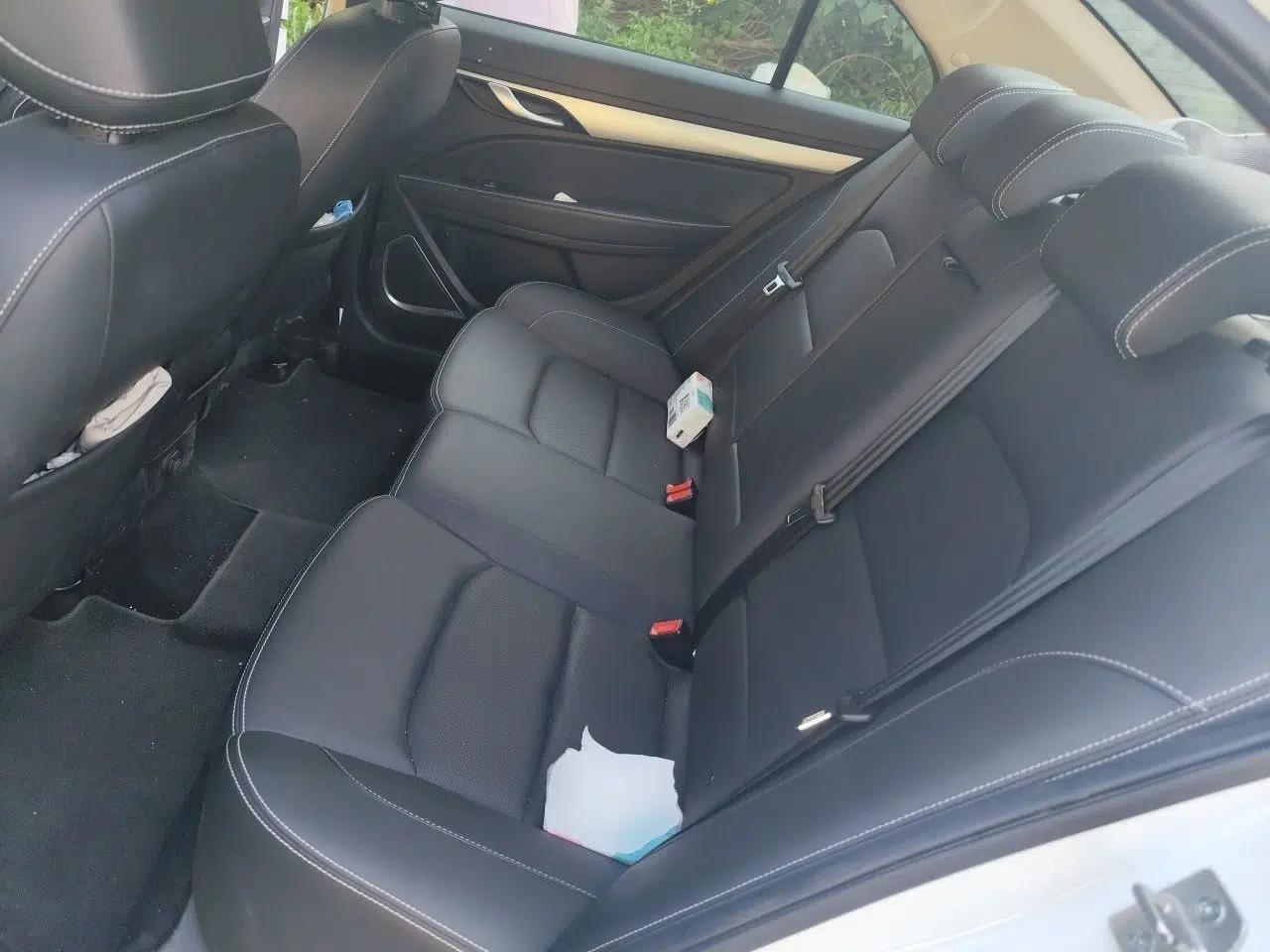 Geely Auto Emgrand 2018 1.5L Manual Upward Connect Edition — миниатюра 14