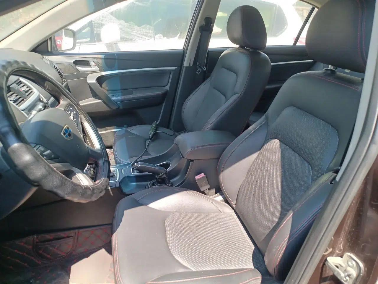 Geely Auto Emgrand 2015 Sedan 1.3T CVT Upward Edition — миниатюра 15