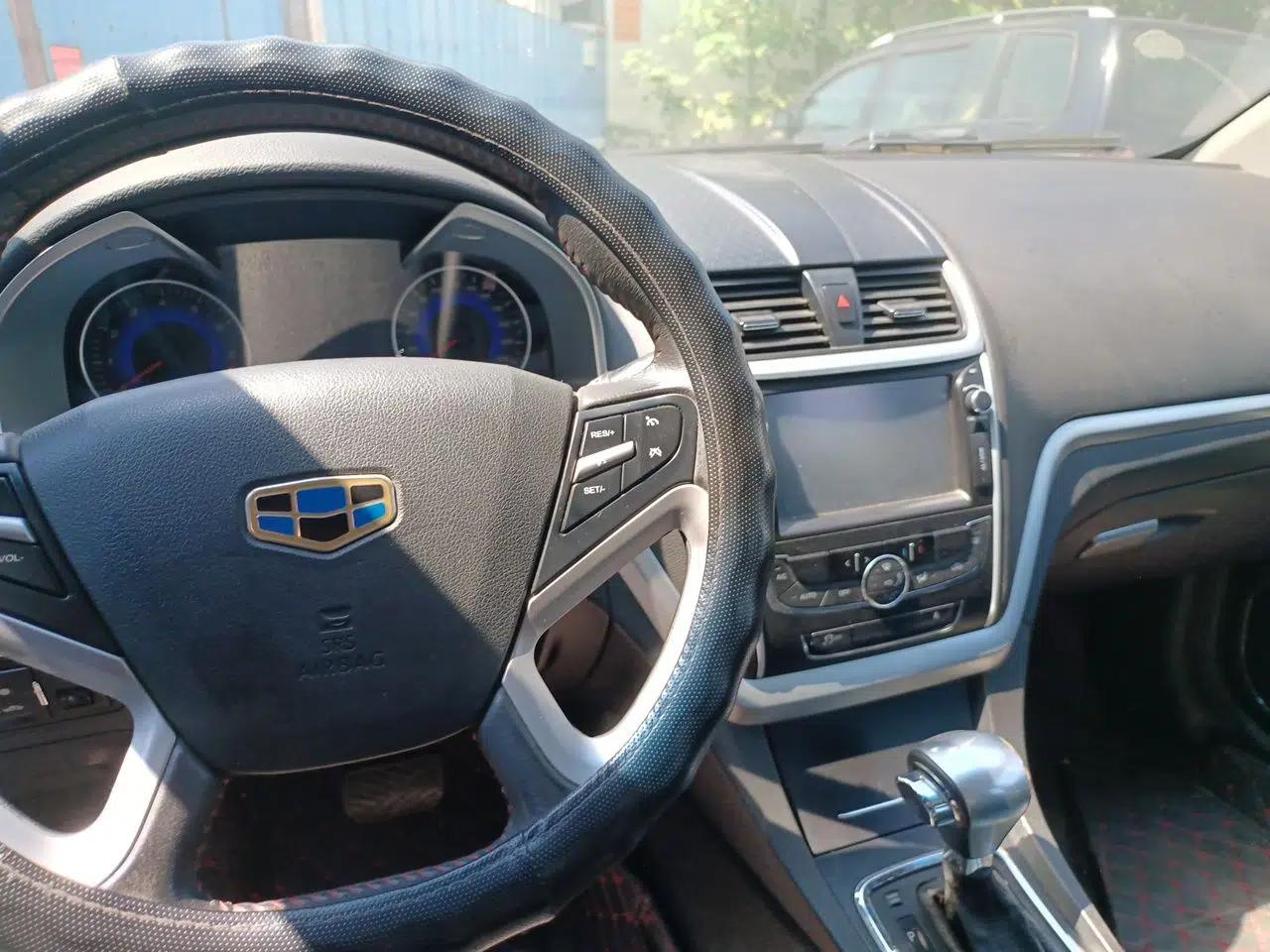 Geely Auto Emgrand 2015 Sedan 1.3T CVT Upward Edition — миниатюра 9