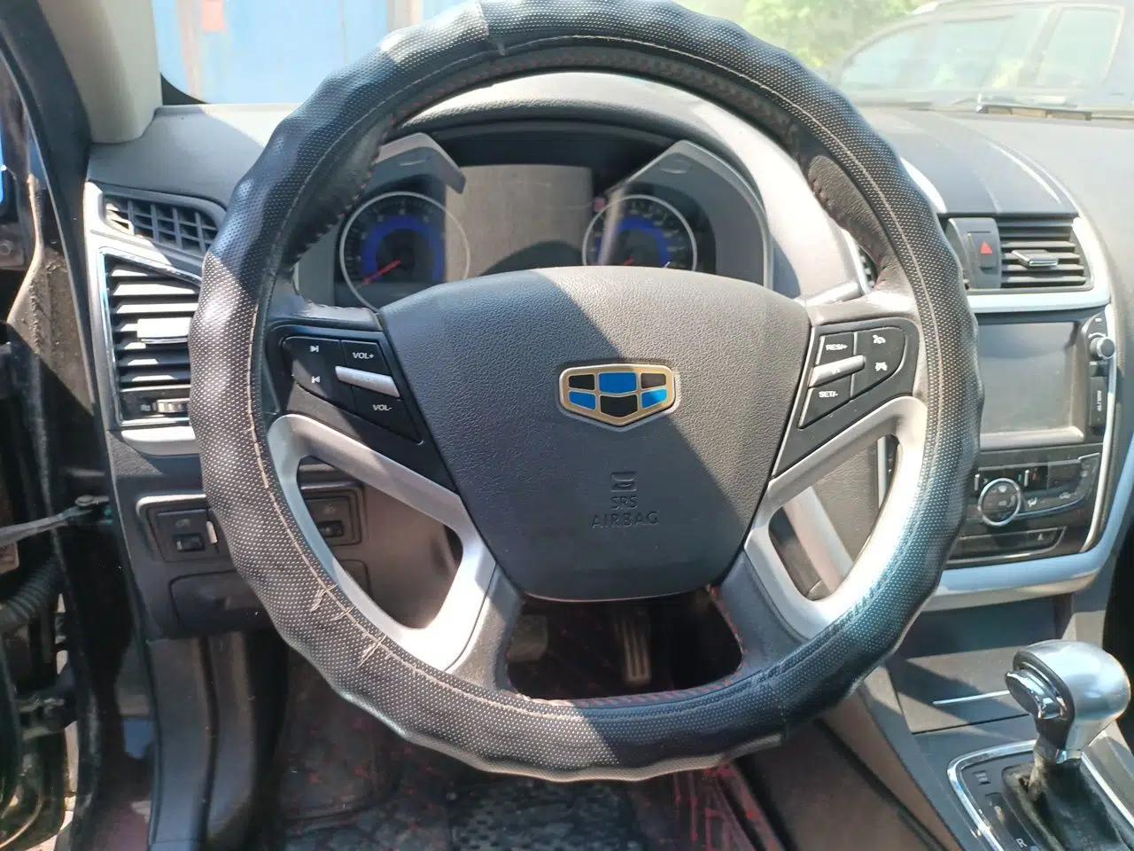 Geely Auto Emgrand 2015 Sedan 1.3T CVT Upward Edition — миниатюра 10