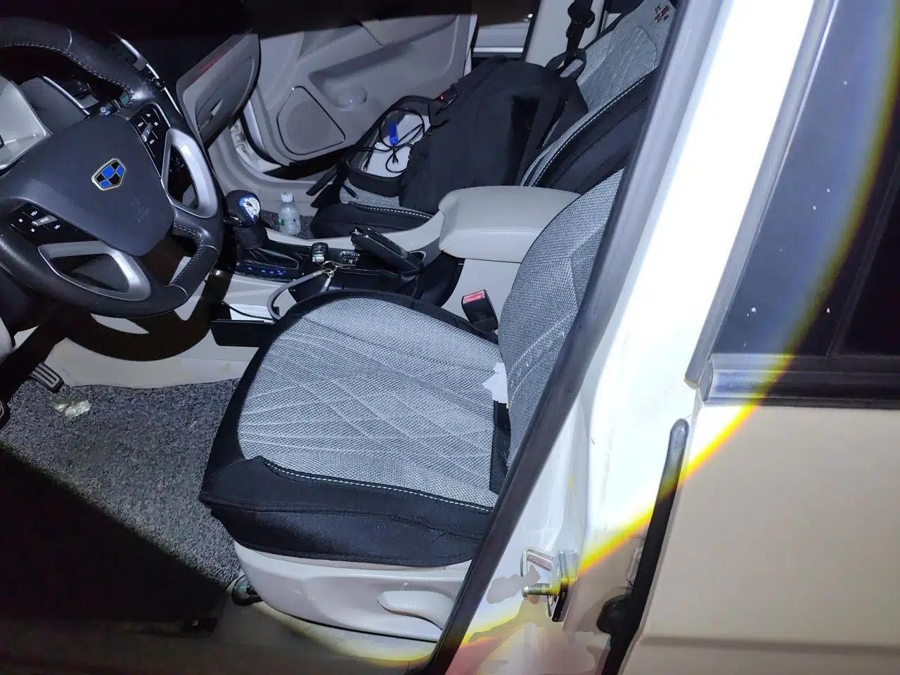 Geely Auto Emgrand 2014 Sedan 1.3T CVT Elite Model — миниатюра 15