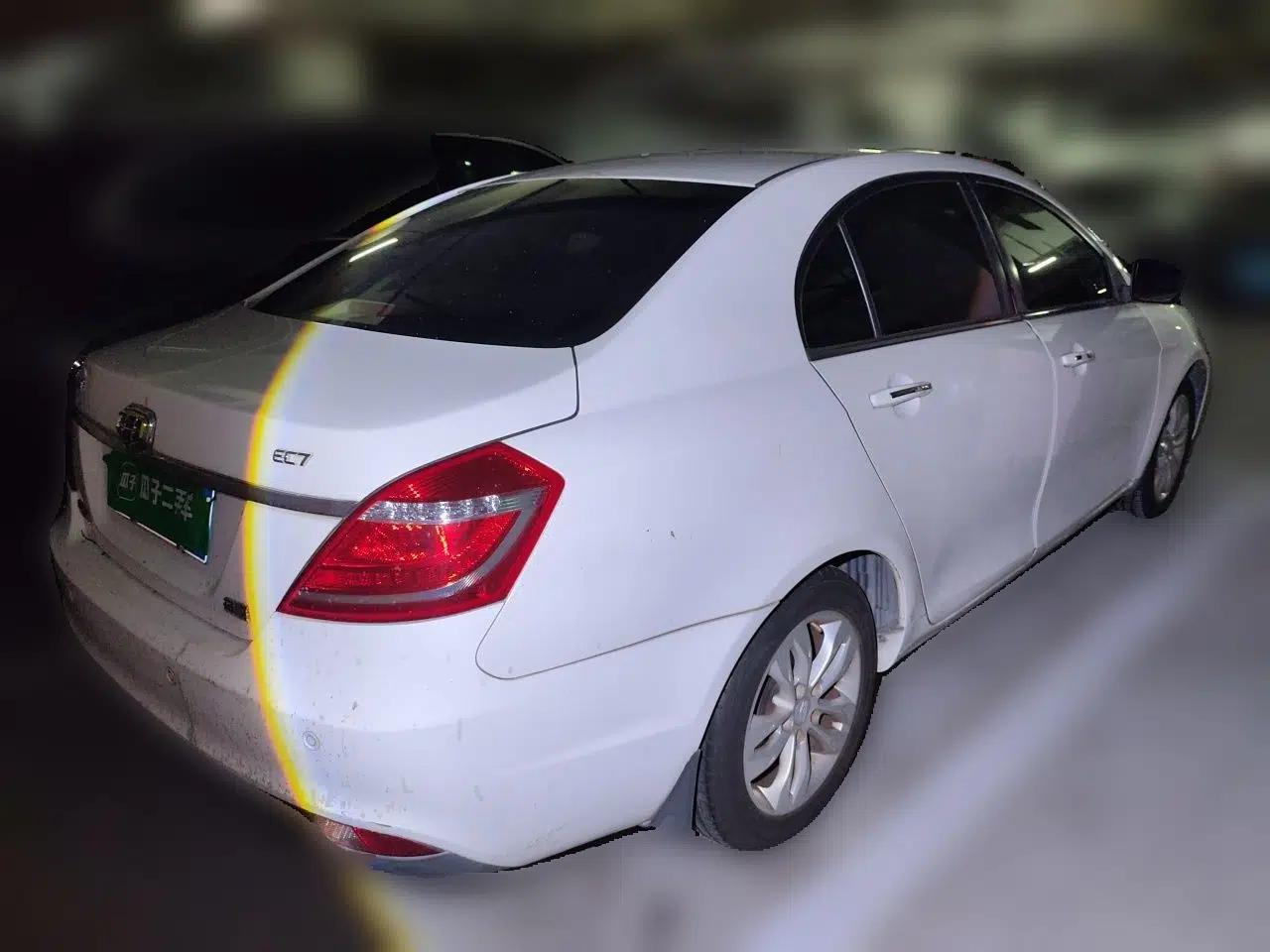 Geely Auto Emgrand 2014 Sedan 1.3T CVT Elite Model — миниатюра 6
