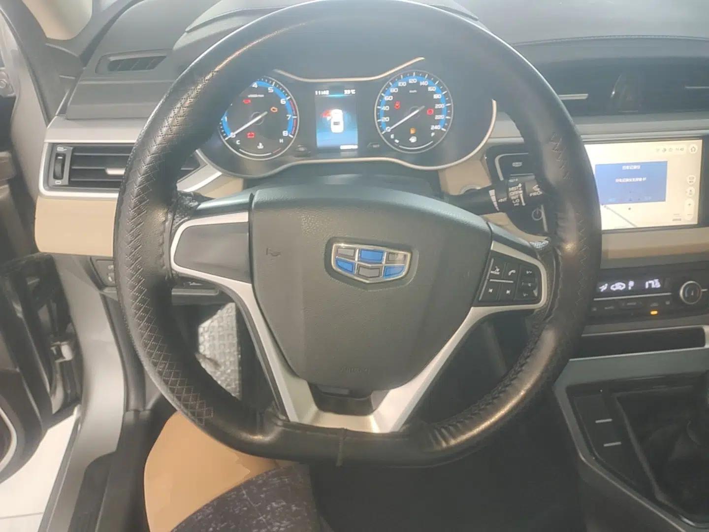 Geely Auto Emgrand 2018 1.5L Manual Luxury Model — миниатюра 13