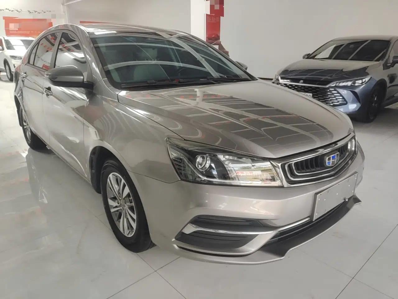 Geely Auto Emgrand 2018 1.5L Manual Luxury Model — миниатюра 3