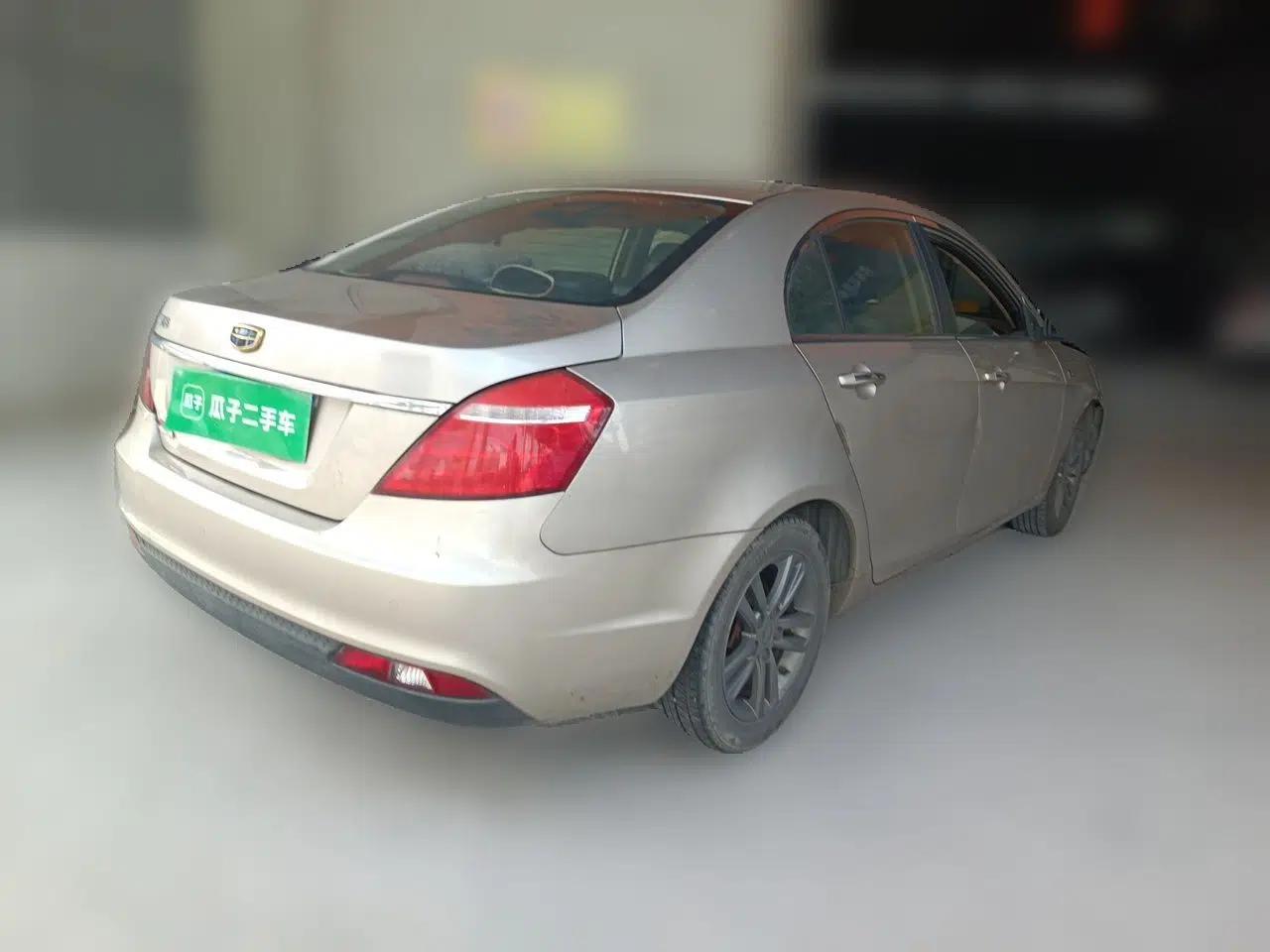 Geely Auto Emgrand 2017 Sedan Million Edition 1.3T CVT Upward Version — миниатюра 6