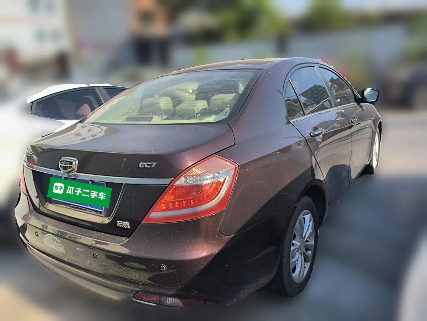 Geely Auto Emgrand 2014 Sedan 1.5L Manual Elite Model — миниатюра 6