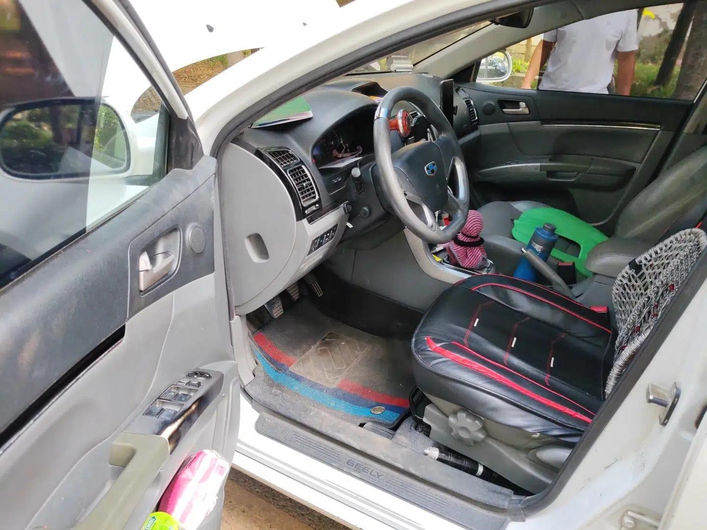 Geely Auto Emgrand Emgrand 1.8L Manual Dual-Fuel Five-Seater — миниатюра 16