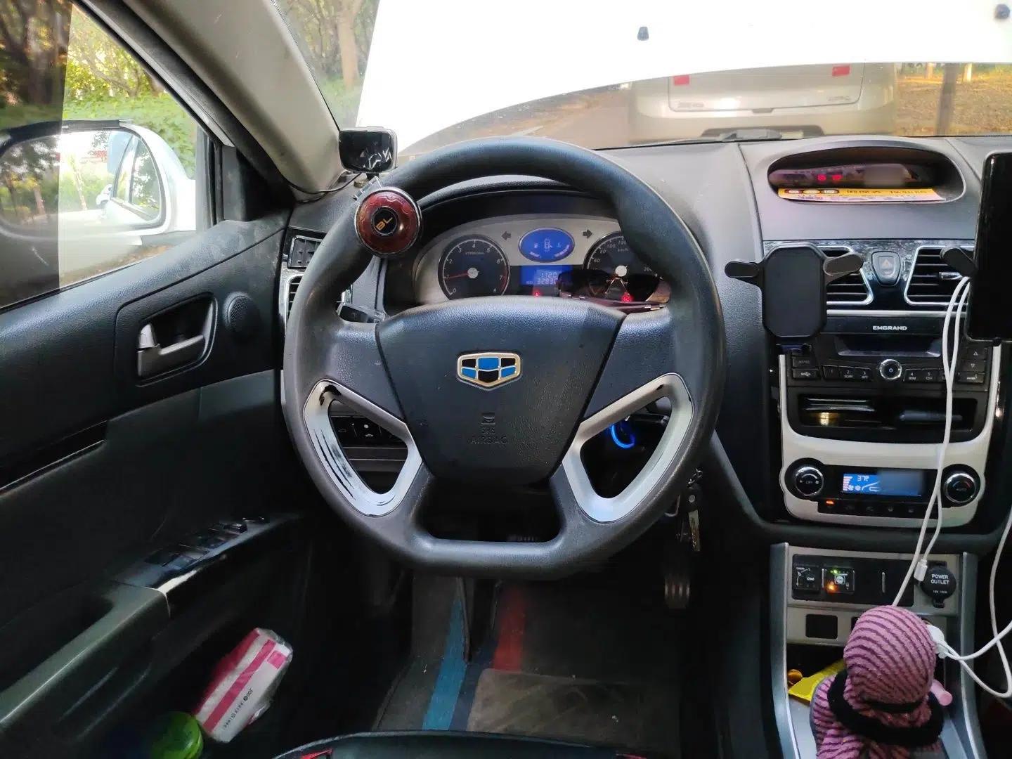 Geely Auto Emgrand Emgrand 1.8L Manual Dual-Fuel Five-Seater — миниатюра 10