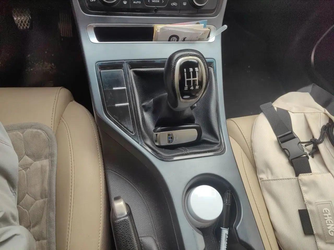 Geely Auto Emgrand 2018 1.5L Manual Luxury Model — миниатюра 14
