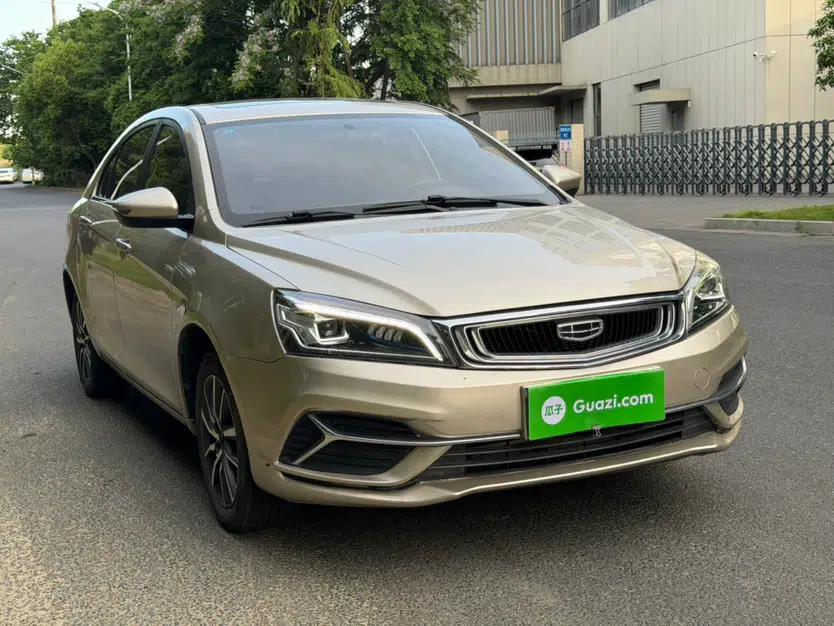 Geely Auto Emgrand 2020 1.5L Manual Upward Edition — миниатюра 16