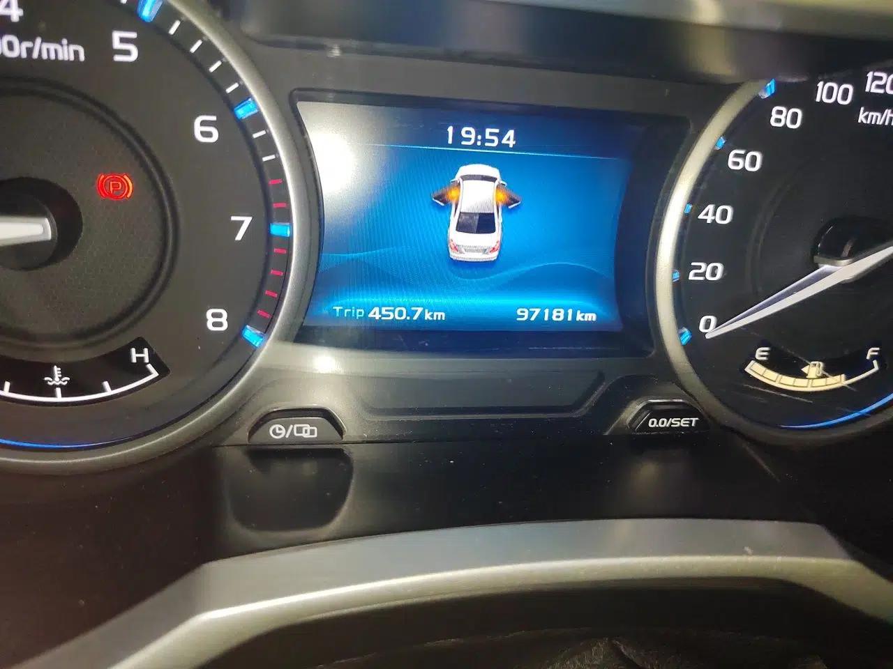 Geely Auto Emgrand 2017 Sedan Million Edition 1.5L Manual - Upward Version — миниатюра 12