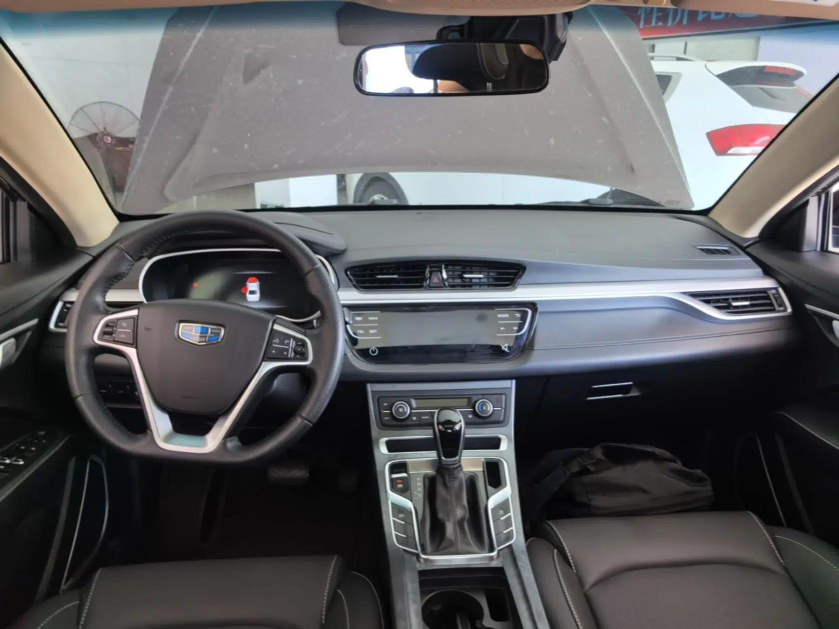 Geely Auto Emgrand 2018 1.5L CVT Upward Connect Edition — миниатюра 12