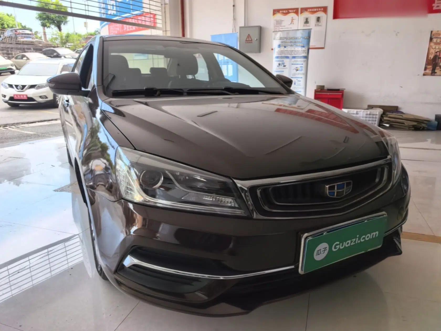 Geely Auto Emgrand 2018 1.5L CVT Upward Connect Edition — миниатюра 3