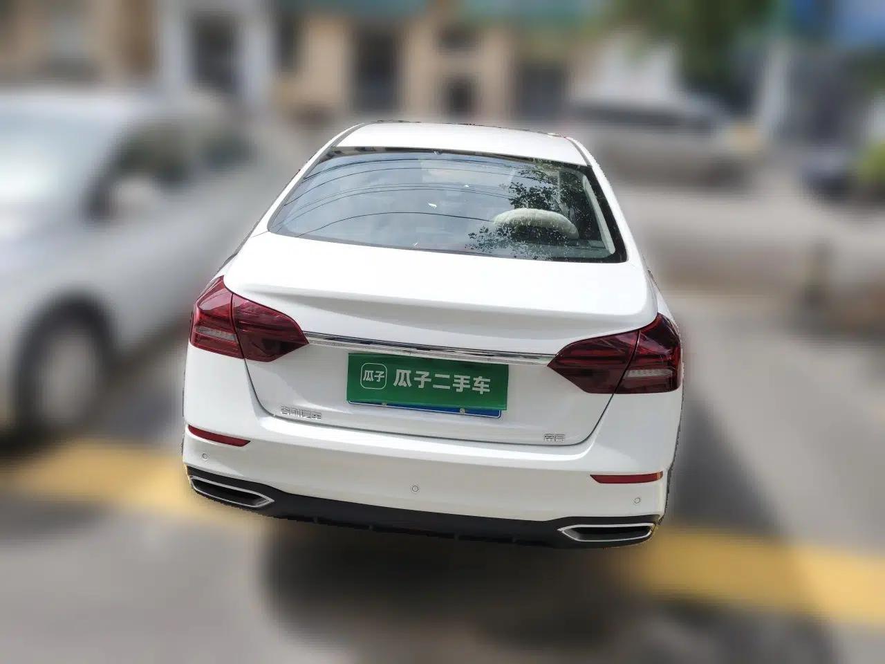 Geely Auto Emgrand 2021 UP 1.5L CVT Luxury Model — миниатюра 3