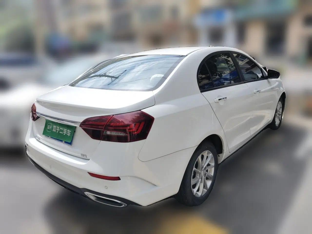 Geely Auto Emgrand 2021 UP 1.5L CVT Luxury Model — миниатюра 4