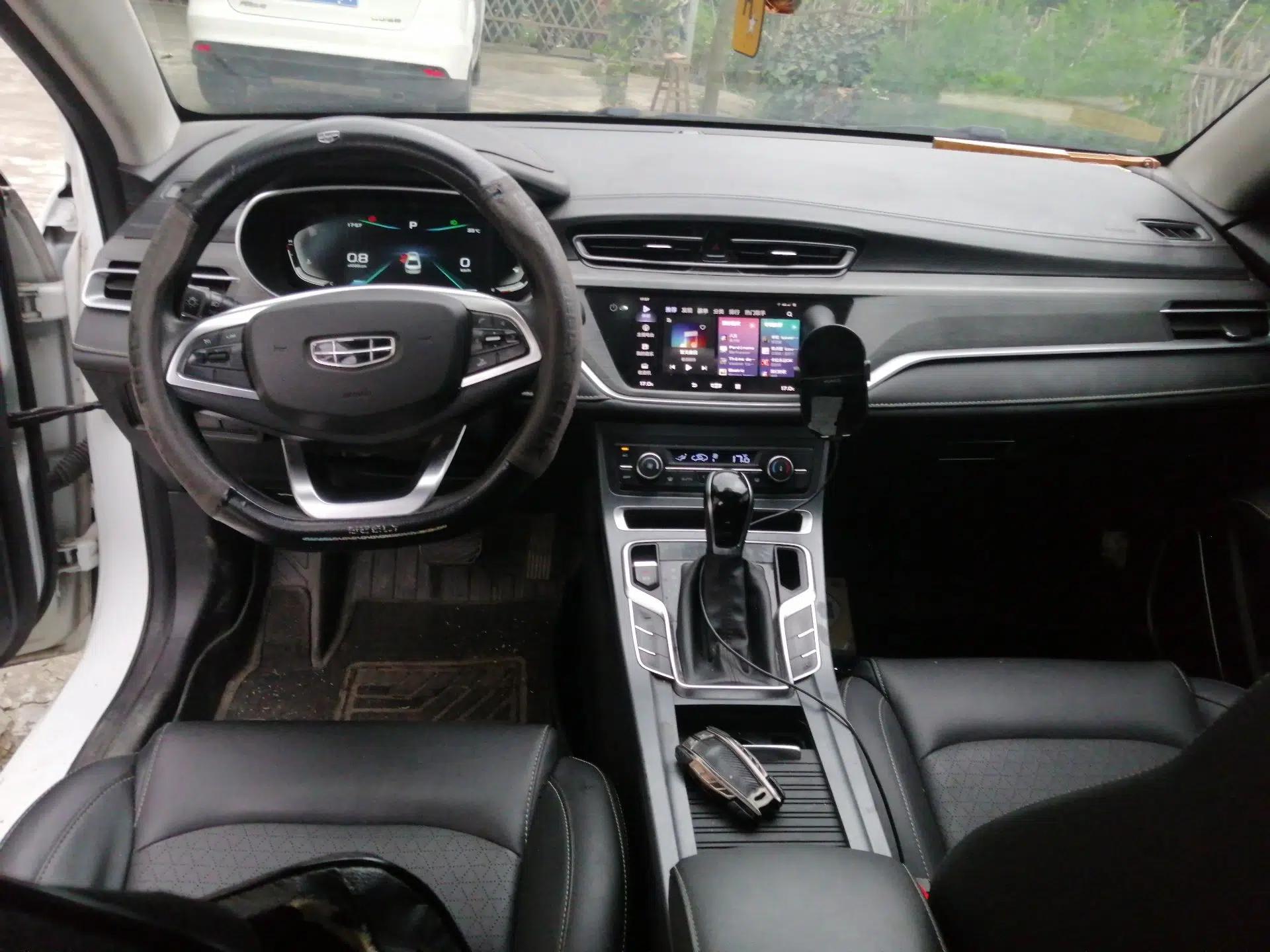Geely Auto Emgrand 2021 UP 1.5L CVT Luxury Model — миниатюра 9