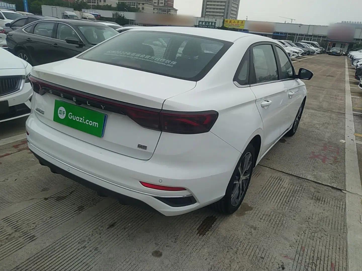 Geely Auto Emgrand 2022 4th Generation 1.5L CVT Luxury Model — миниатюра 6