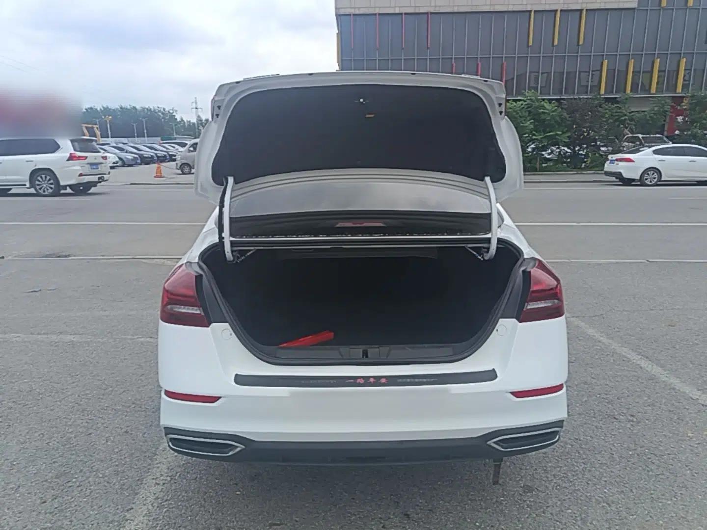 Geely Auto Emgrand 2021 UP 1.5L CVT Comfort Model — миниатюра 22