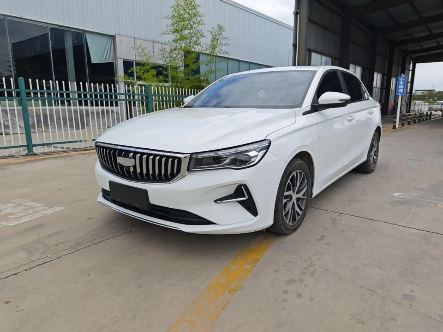 Geely Auto Emgrand 2025 4th Generation 1.5L CVT Longteng Edition — миниатюра 1
