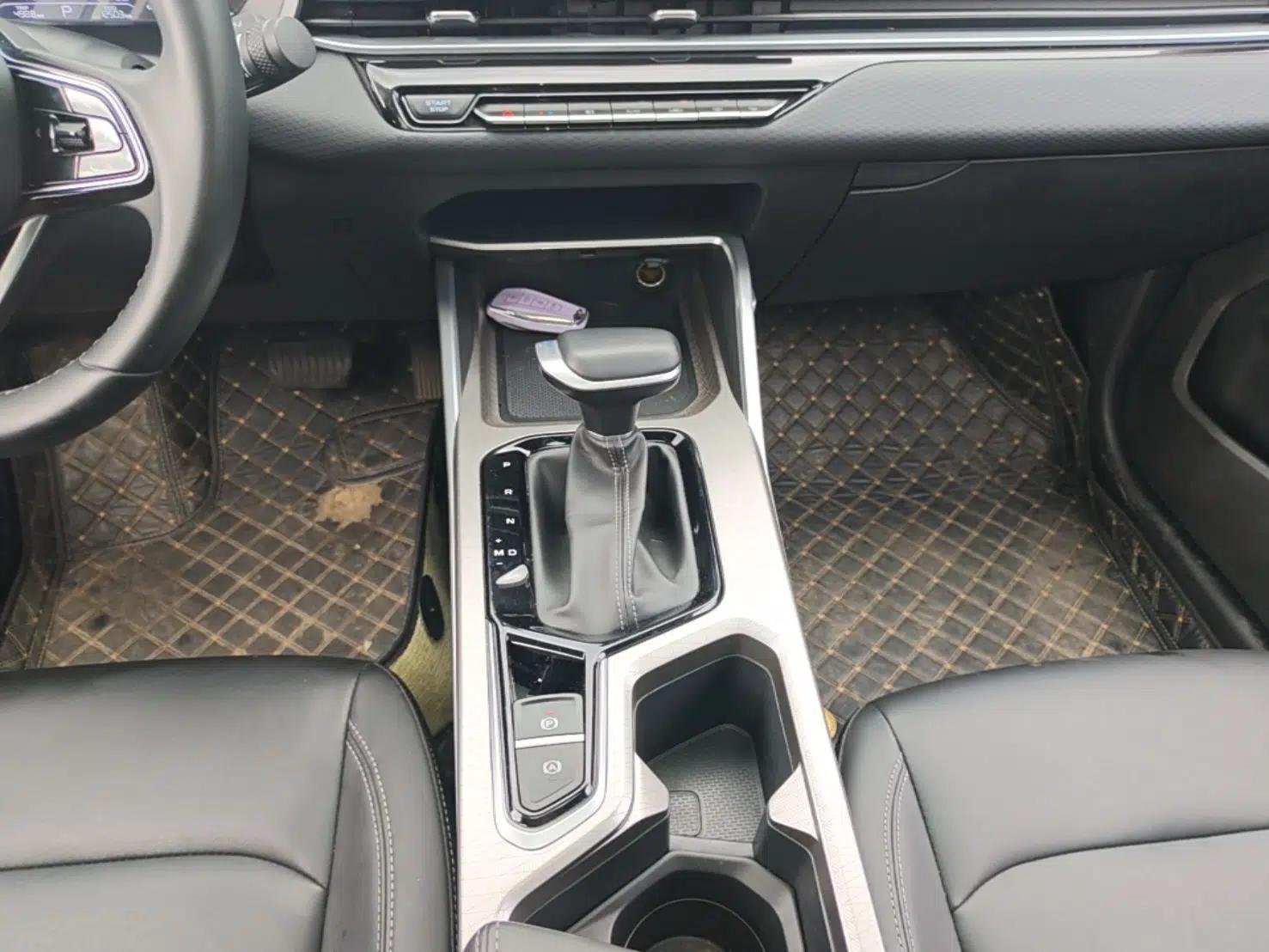 Geely Auto Emgrand 2025 4th Generation 1.5L CVT Longteng Edition — миниатюра 16