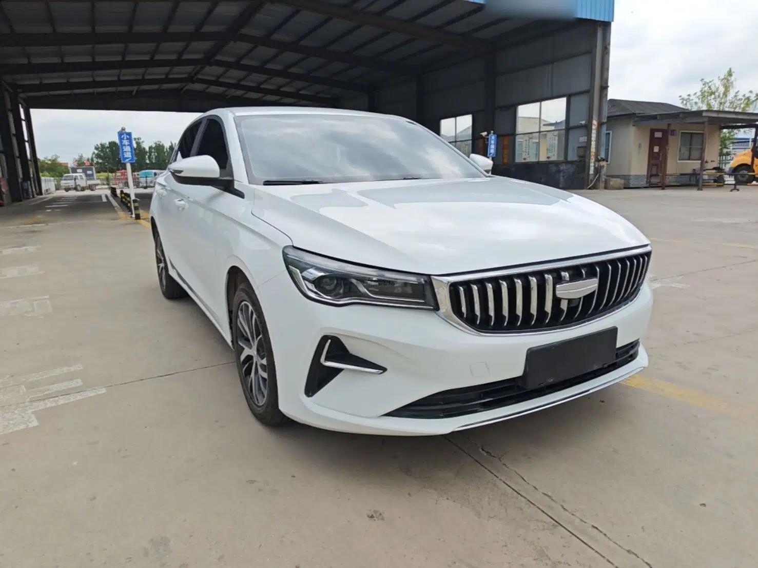 Geely Auto Emgrand 2025 4th Generation 1.5L CVT Longteng Edition — миниатюра 3