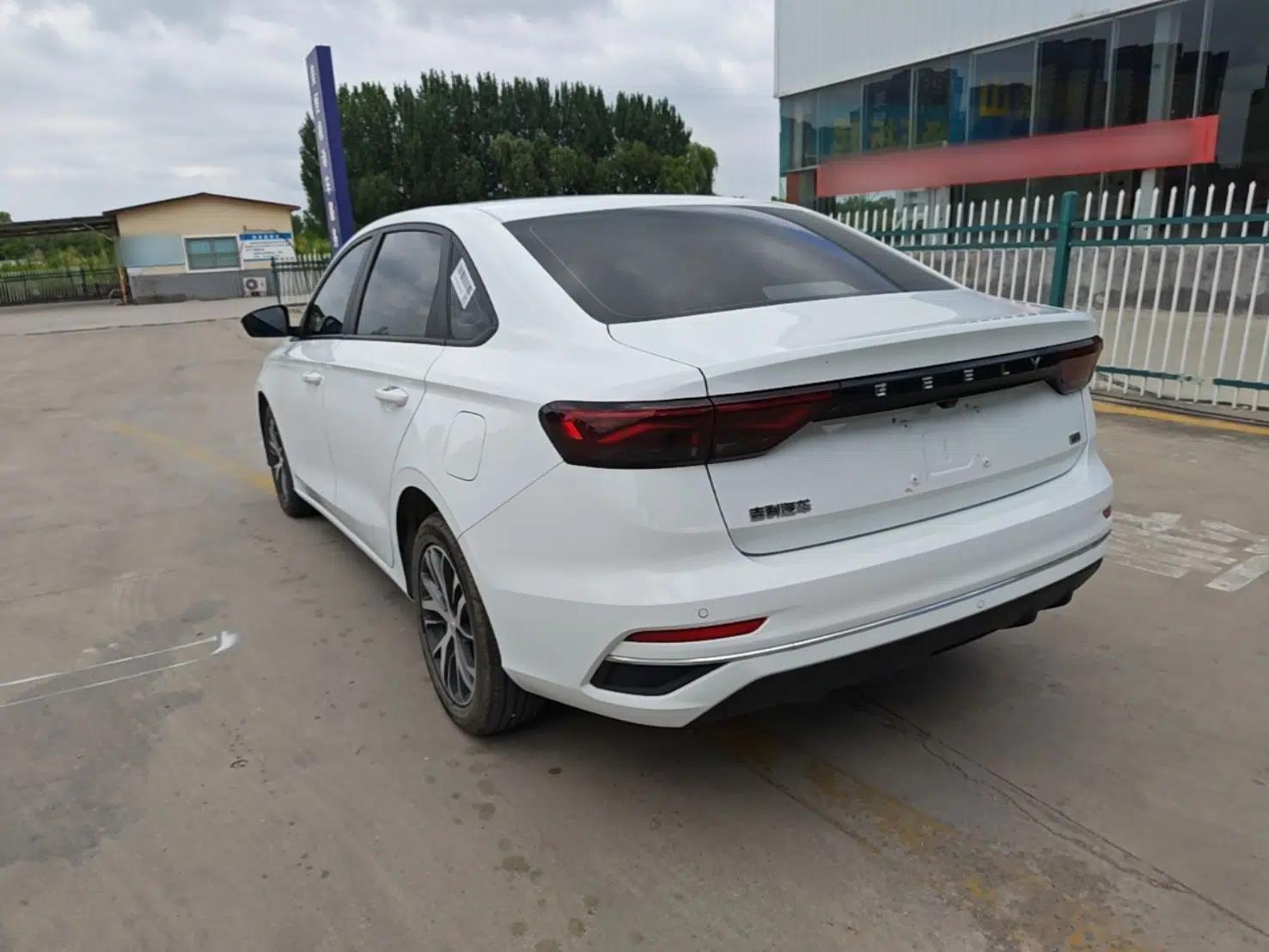 Geely Auto Emgrand 2025 4th Generation 1.5L CVT Longteng Edition — миниатюра 4