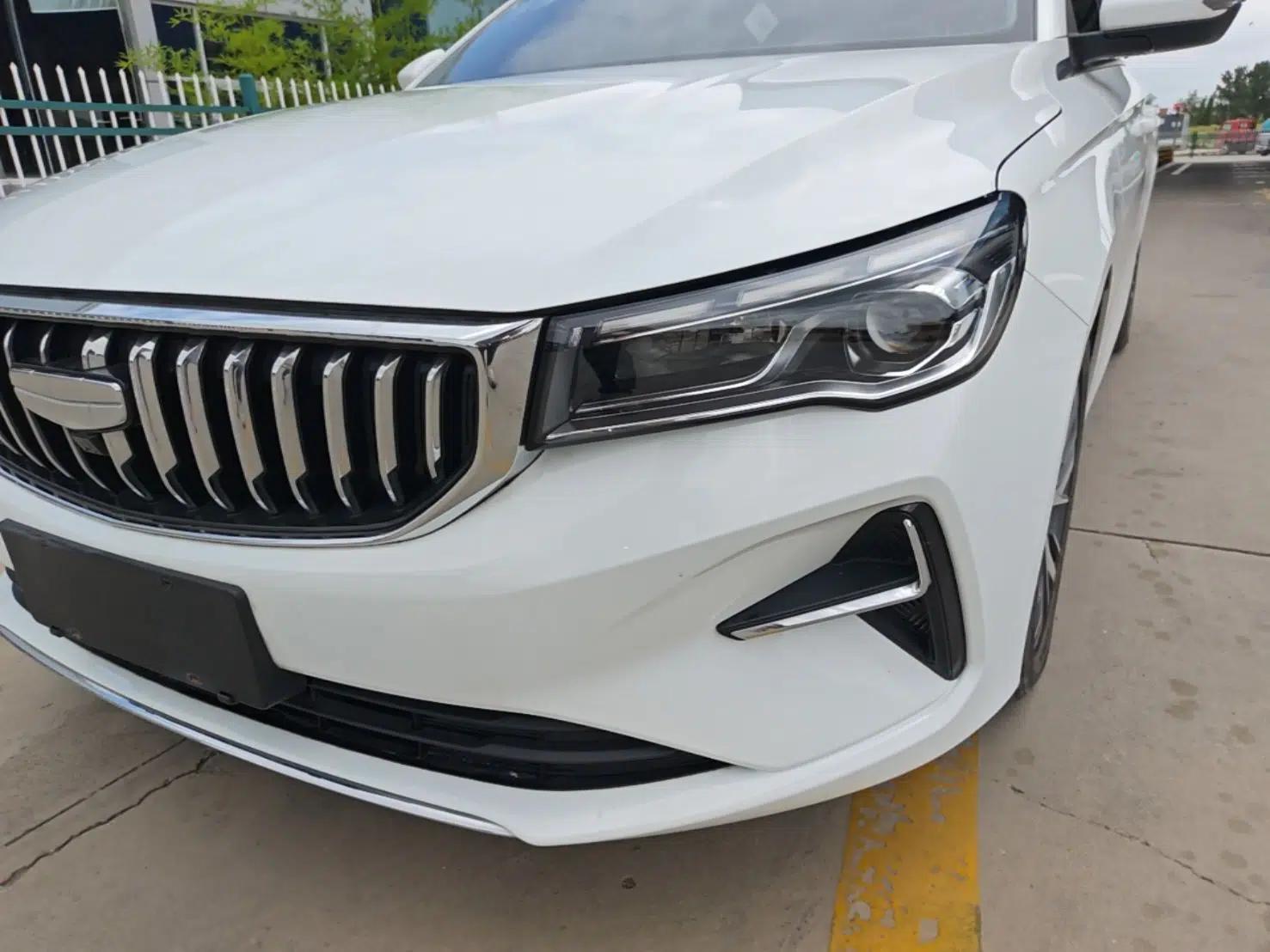 Geely Auto Emgrand 2025 4th Generation 1.5L CVT Longteng Edition — миниатюра 8