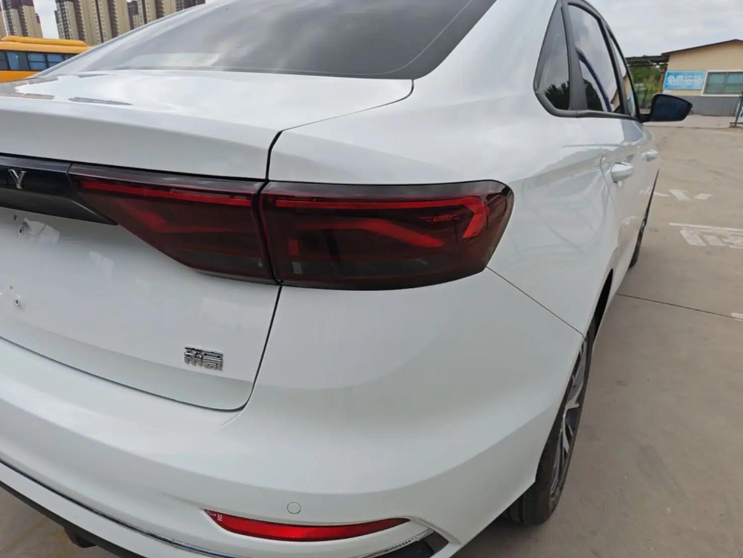 Geely Auto Emgrand 2025 4th Generation 1.5L CVT Longteng Edition — миниатюра 9